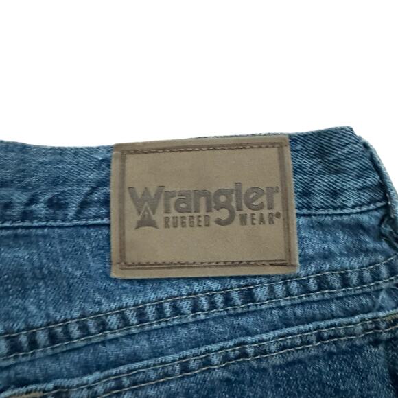 Wrangler Cut Off Denim Shorts Women’s Size 33 - Picture 3 of 4